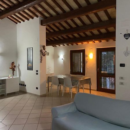 Casa Di Adele Apartment Киаравале Екстериор снимка